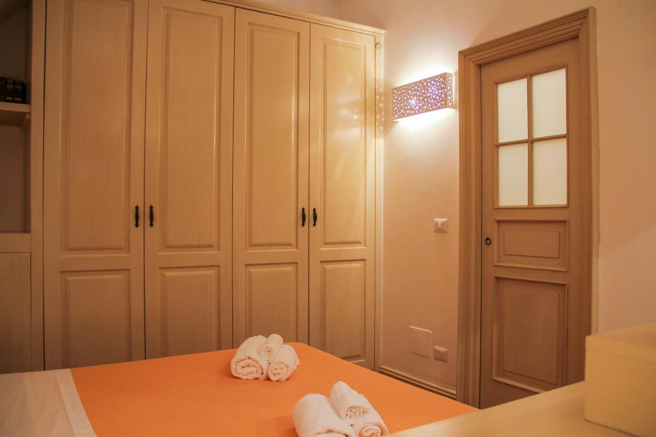 Al Civico 4 Bed & Breakfast มอลเฟตตา ภายนอก รูปภาพ
